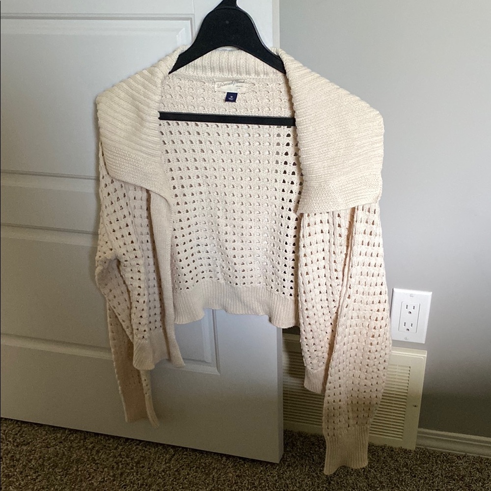 Universal Thread Cream Cardigan Sweater